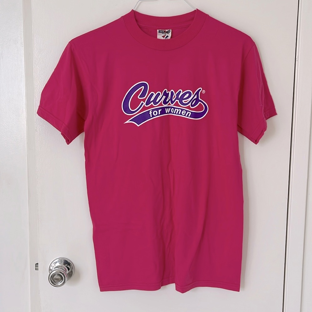 Raspberry/deep pink Curves t-shirt